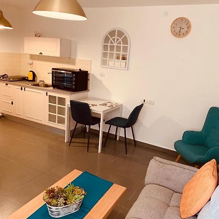 Apartament Beautiful Private Beersheba Zewnętrze zdjęcie